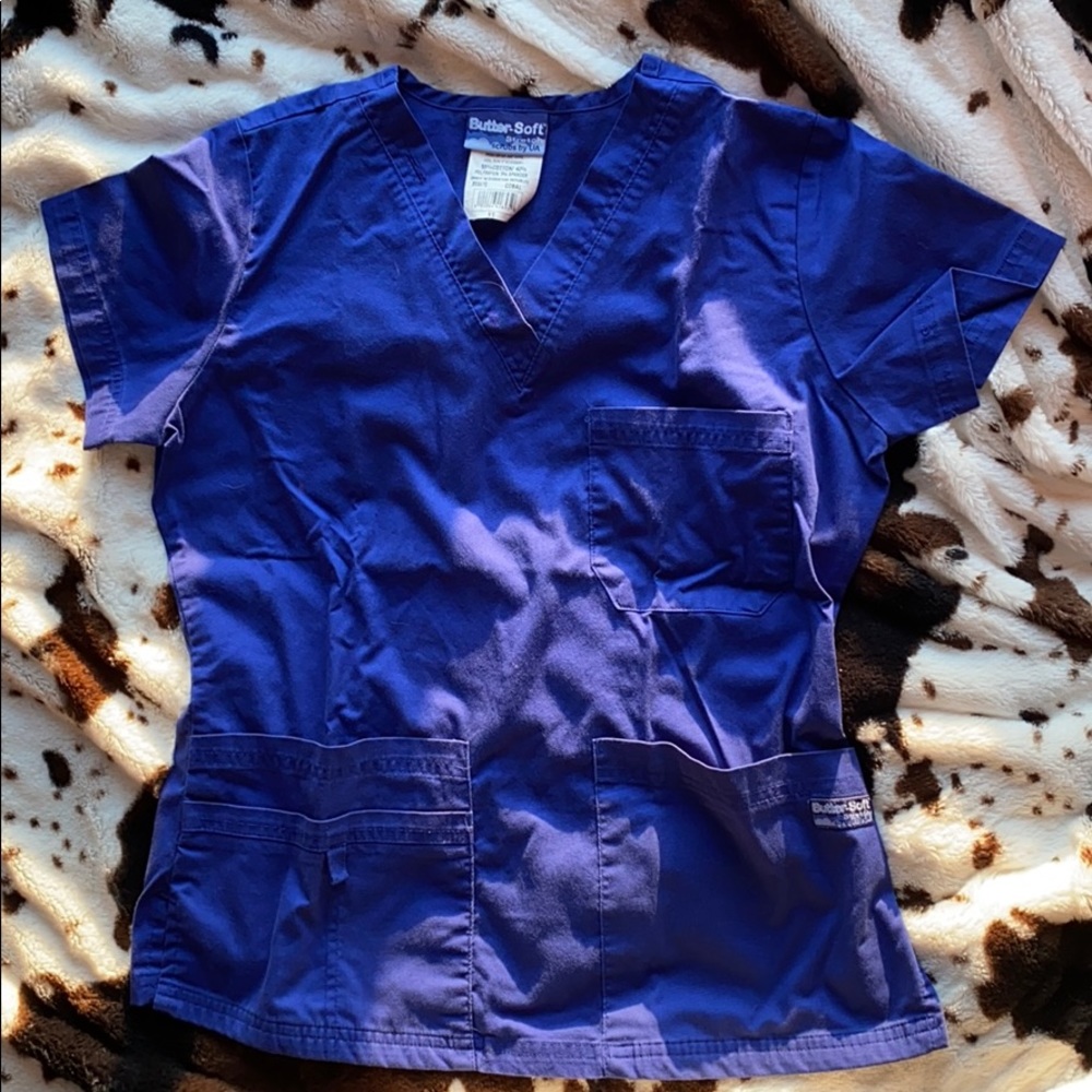 scrub top